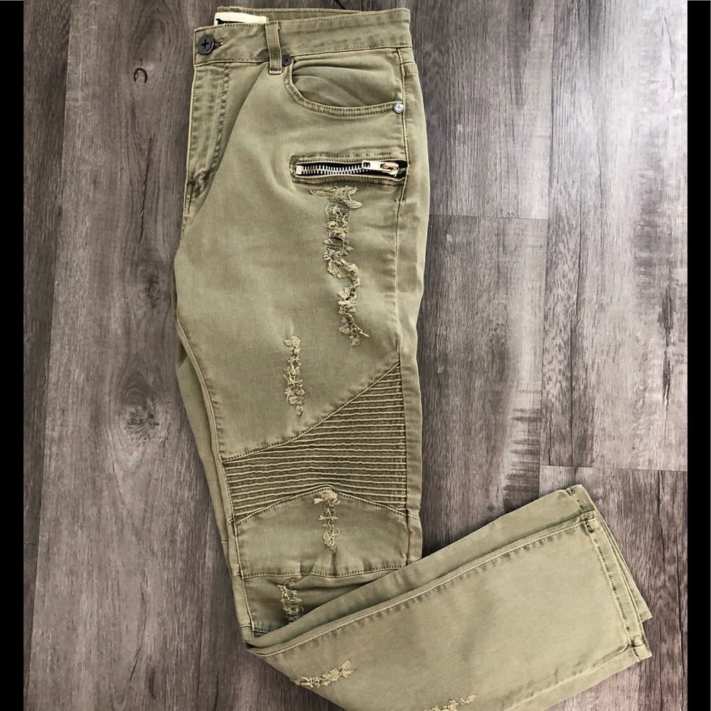 Plumbing M.I.U denim jeans.